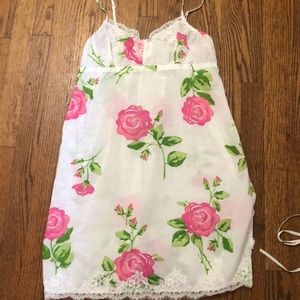 Beautiful 100% cotton rose print gown, size M